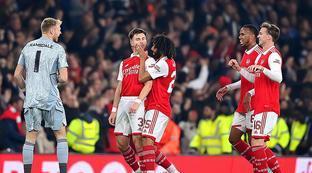 通过断球后 通过断球后